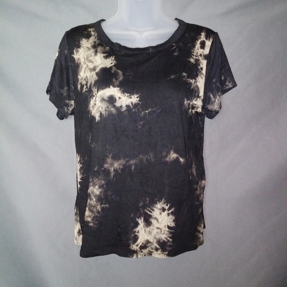 Tie dye black T-shirt rayon and spandex - fitted - Picture 4 of 11